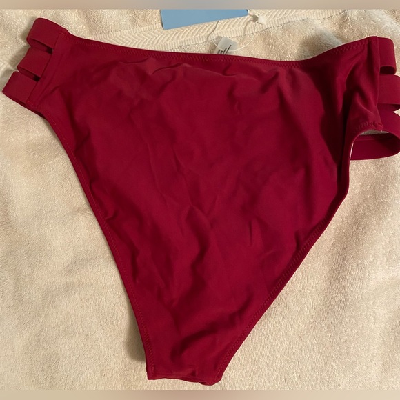NWT strappy tankini bottoms, size XL, burgundy, from Live Life on the Beach. - Picture 2 of 8